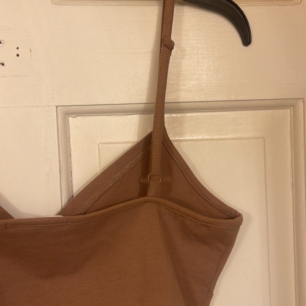 Tillys Full Tilt Crop Top - Picture 4 of 4